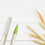 BOLÍGRAFO EN FIBRA DE TRIGO ALCALÁ ROJO BL-135R ( BL-135 - BL135 - TINTA AZUL,BOLÍGRAFOS ) - Imagen 3