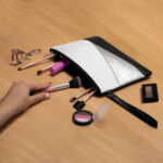 DAM 055 N - COSMETIQUERA UZURI (NEGRO - CURPIEL - POLIESTER) - Imagen 5