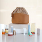 DAM 056 C - COSMETIQUERA ISABELLA (CAFE - CURPIEL - POLIESTER) - Imagen 5