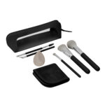 DAM 066 N - SET DE BROCHAS ROMINA NEGRO (NEGRO - CURPIEL Y PVC ESTUCHE - MADERA, ALUMINIO Y NAILON BROCHAS - POLIESTER TOALLA - LATEX ESPONJA) - Imagen 3