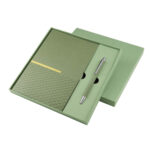 HL 9063 V - SET DE LIBRETA ZLATNA VERDE (VERDE - CARTON CAJA - CURPIEL Y PAPEL LIBRETA - ALUMINIO BOLIGRAFO)