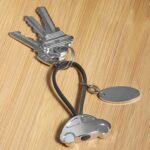 LLAVERO AUTO CON PLACA NEGRO M 2080 N (HULE - METAL) - Imagen 2