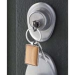 LLAVERO LÍBANO BEIGE M 63285 BE (MADERA - METAL) - Imagen 3